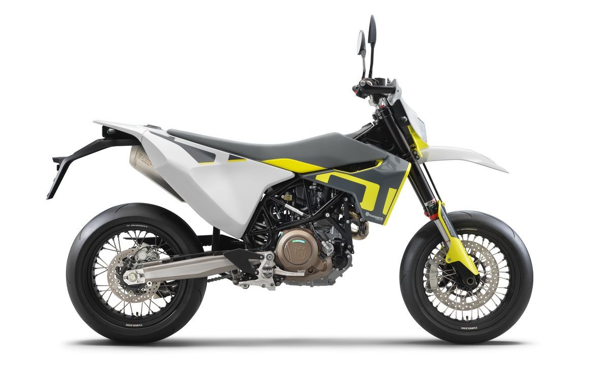 701 SUPERMOTO